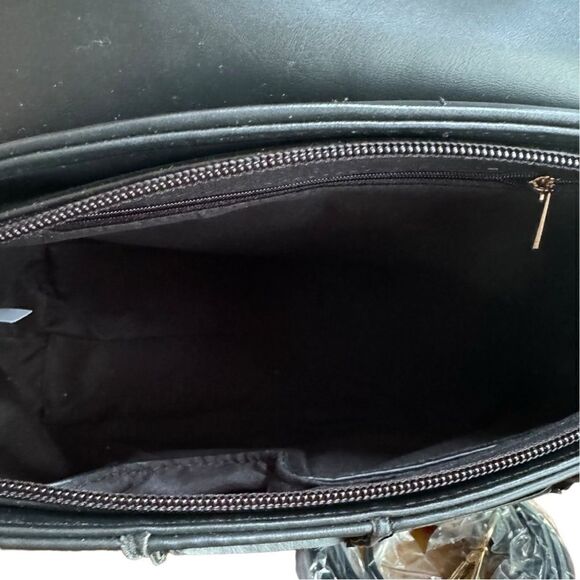 NWT True Love Faux leather flap black crossbody - Picture 4 of 10